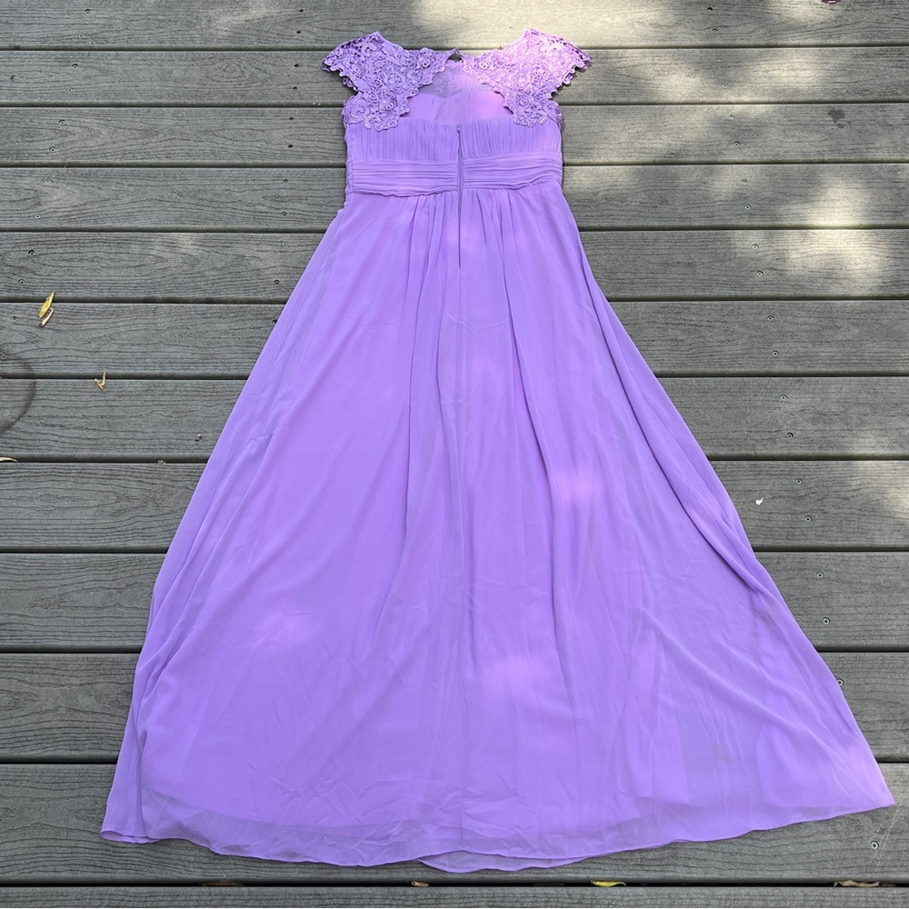 Ever Pretty: Purple Maxi Prom/Formal Gown. Women’s Size Large (8). - Picture 4 of 13